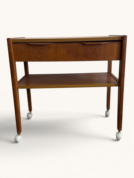 Dänischer Vintage-Teakholz-Servierwagen auf Lenkrollen mit Schublade – serveerwagens, Wood