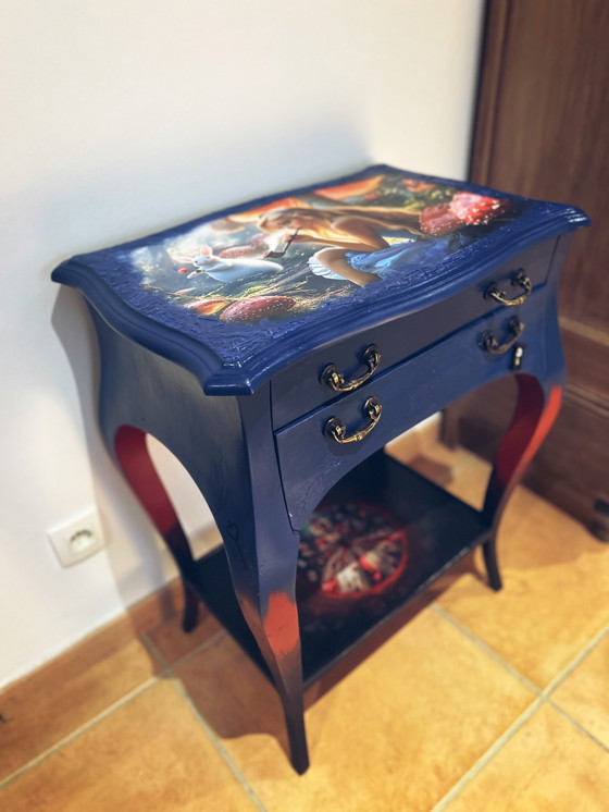 Image 1 of Piccolo comò immaginario