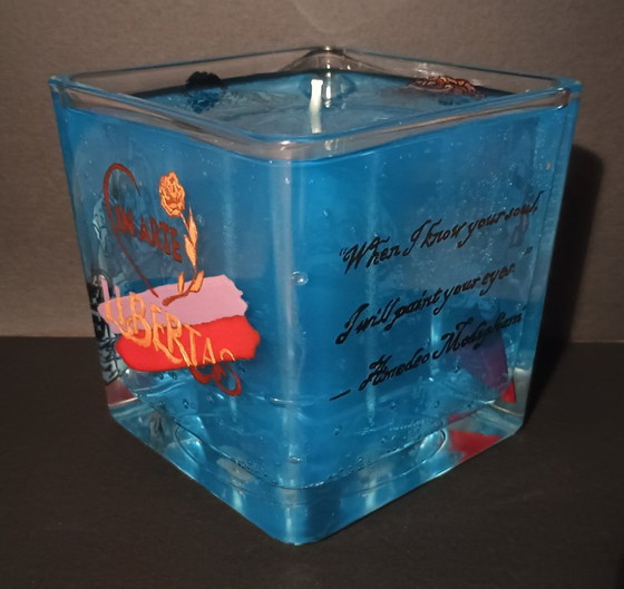 Lolotte · Vela funcional coleccionable 1/1 pintada a mano · Inspirada en Amedeo Modigliani – Arte en vidrio (photo 5 of 6)