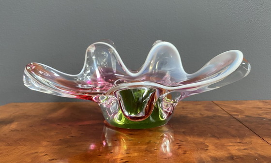 Image 1 of Cuenco de cristal rosa y verde de Josef Hospodka, década de 1960