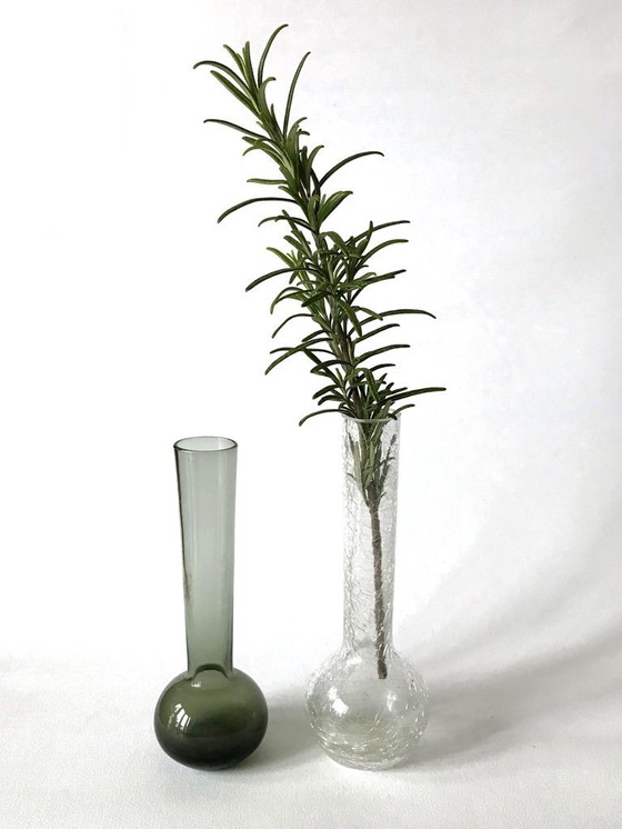 Image 1 of Paire de petits vases en verre vintage et charmants