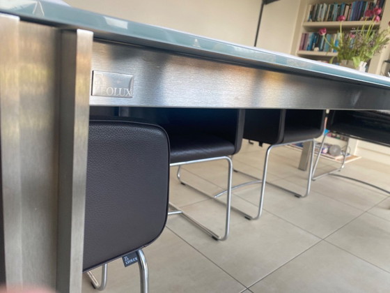 Image 1 of Leolux dining table Cameleon