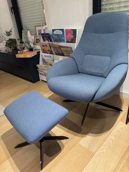 Bolia saga + poef blauw