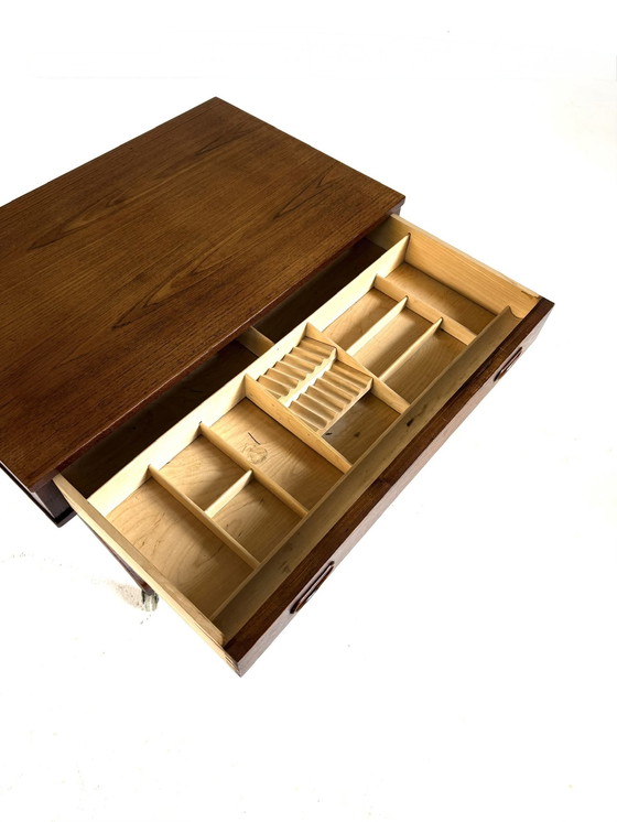 Image 1 of Vintage Deense teakhouten naaitafel, jaren ‘60