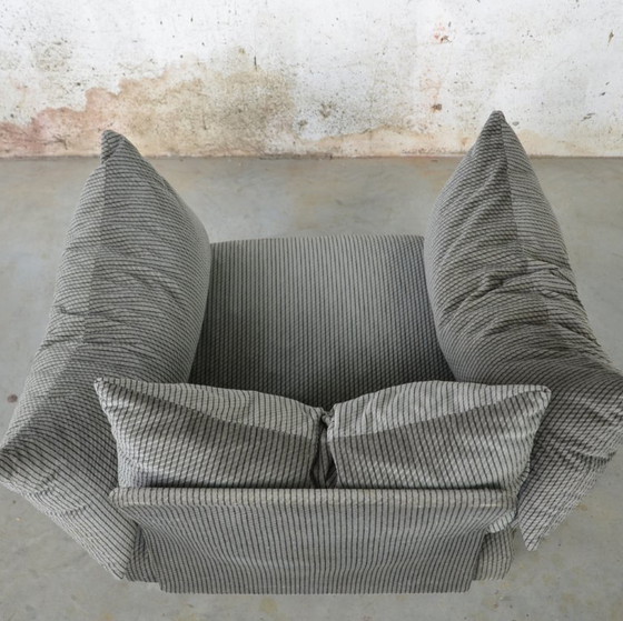 Image 1 of 2x pop art clubs