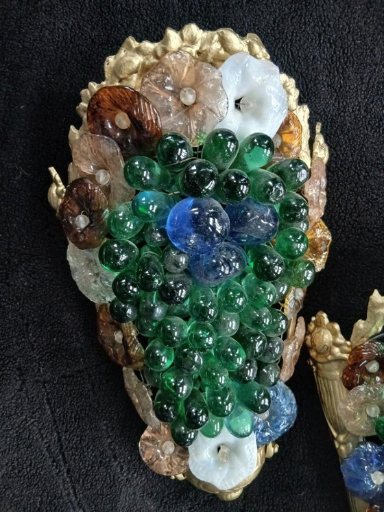 Image 1 of Murano-Wandleuchten – farbige Trauben, Glasrosette, bronzene Seeanemone