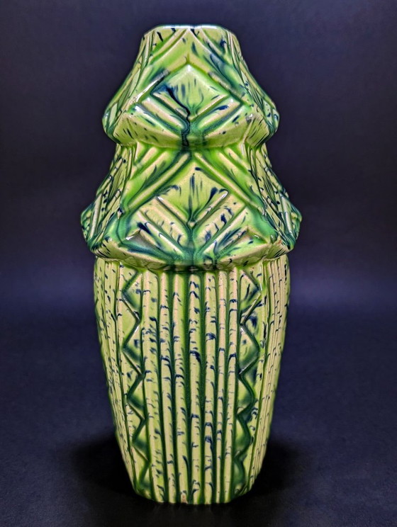 Vase ancien en majolique française, pagode et bambous, circa 1900. – Fives Lille/De Bruyne, Ceramic (photo 7 of 10)