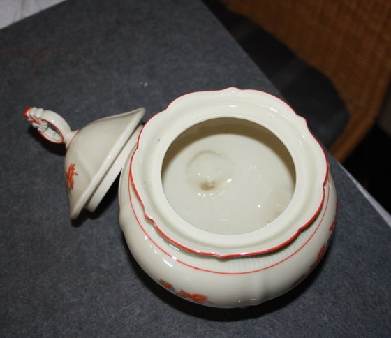 Image 1 of Vintage Ancienne VEB Reichenbach Porcelaine Bonbonnière Boîte à couvercle - RDA