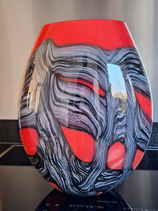 Glass vase