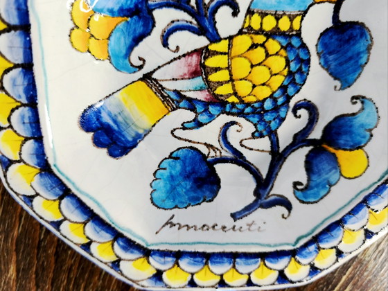 Splendido Piatto / Ciotola da Parete Vintage Romano Innocenti Maiolica Italiana – Firmato (1985), 22 cm (photo 3 of 9)