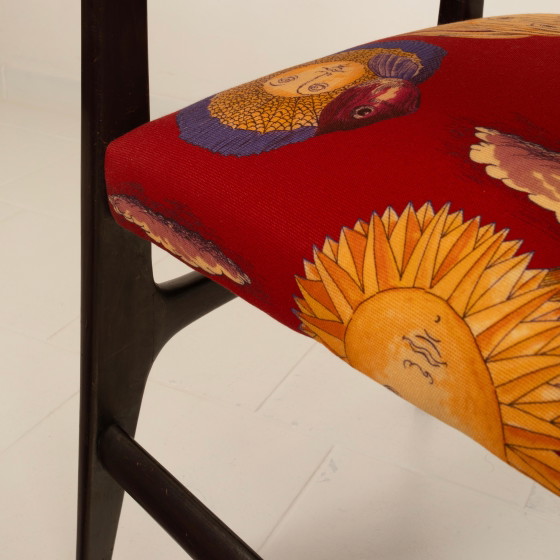 Gio Ponti Stuhl Mod. 110 mit Fornasetti Originalstoff für Cassina 1953 – Esszimmerstühle, Wood (photo 25 of 28)