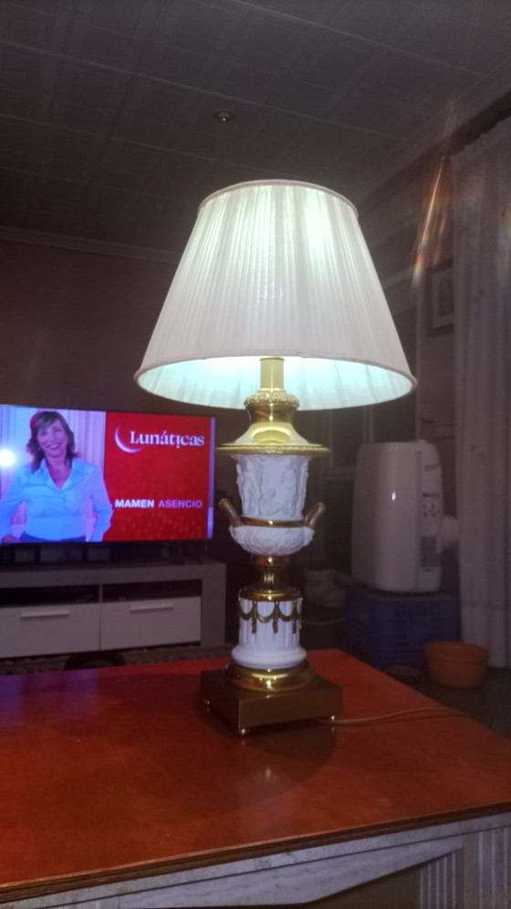 🏛️ Grande Lampada Vintage Classica Bianca e Dorata – Pezzo Decorativo – Lampade da tavolo, Ceramic, Porcelain (photo 4 of 8)