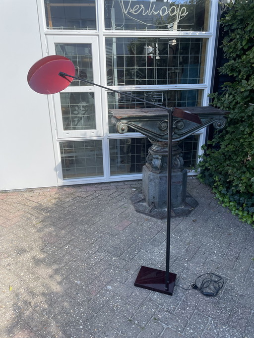 Jaren 80 vloerlamp, Queens Galerie