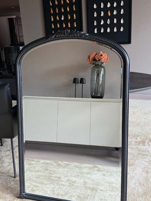 Miroir arqué "DeKnudt-Mirrors" à facettes