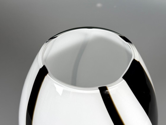Vintage 1970s/80s glass table lamp by Volux, Italy – Plastic (photo 8 of 15)