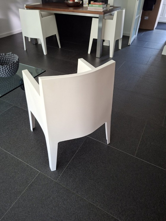 4x Driade Toy Design Stühle – Weiß – Philippe Starck Für Garten oder Esszimmer – Beistellstühle, Plastic (photo 4 of 7)
