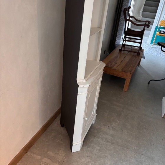 Image 1 of Angolo in legno bianco