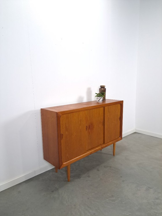 Image 1 of Mid Century Deens teak hoog dressoir