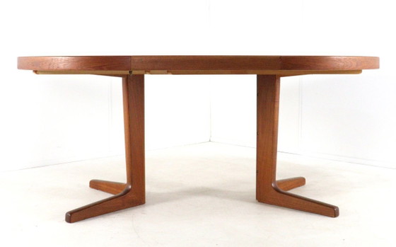 Image 1 of Danish design vintage round dining table extendable dining table