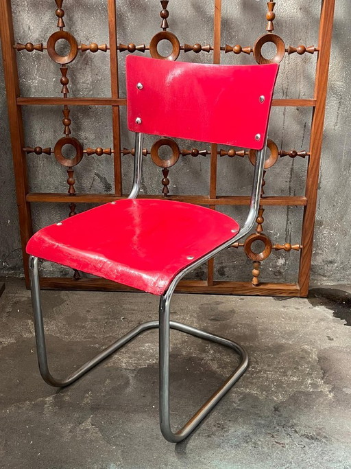 1/2 Sillas voladizas Art Déco Bauhaus Kovona Mart Stam