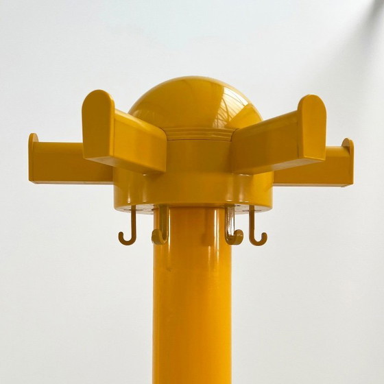 Image 1 of Porte-manteau jaune modèle 4653 de Kartell, années 1970