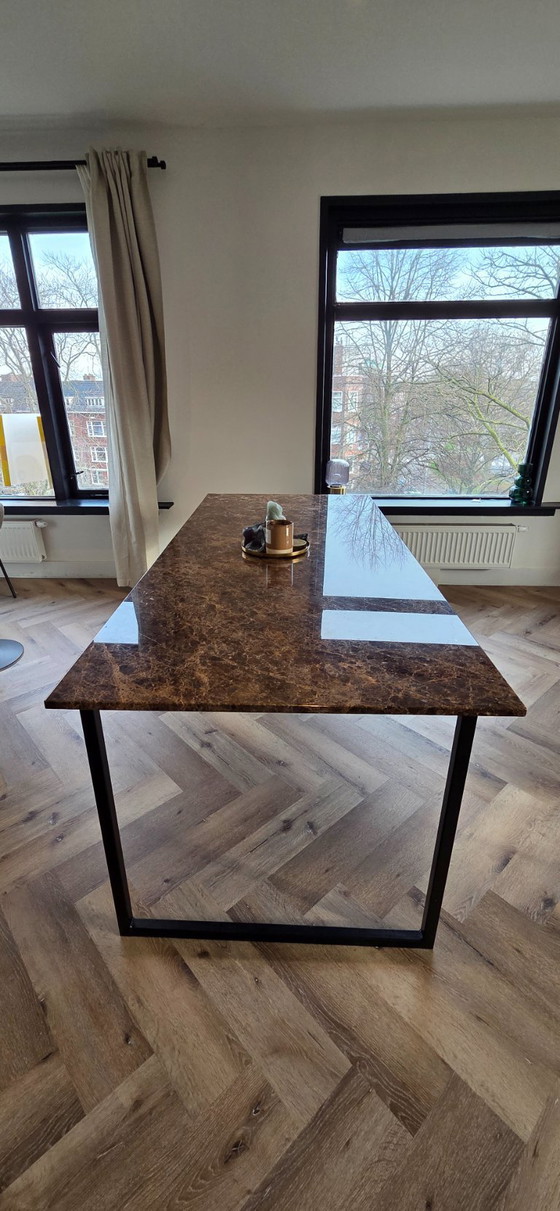 Image 1 of Marble dining table – Aimé Té (Dark Emperador brown).