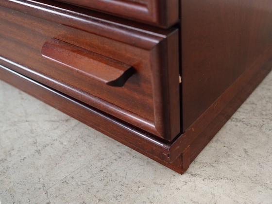 Image 1 of Vetrina in mogano, design danese, anni '70, produzione: Danimarca