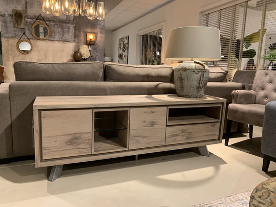 Image 1 of Grazia TV cabinet