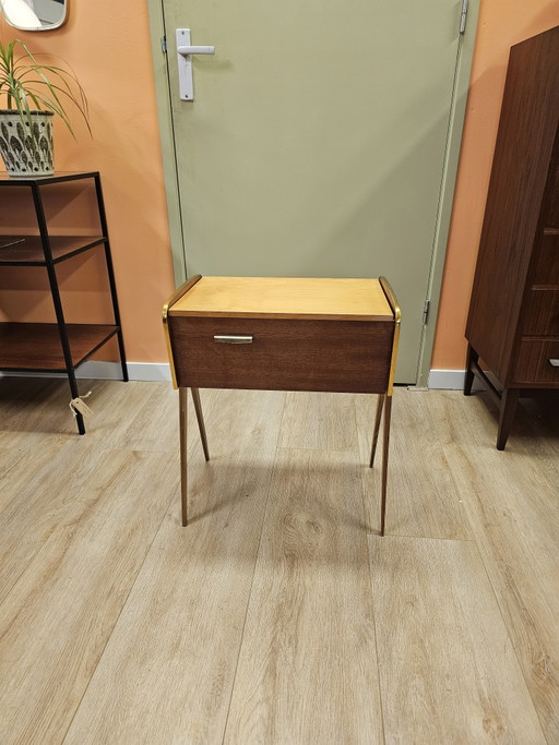 Boîte à couture vintage, petite armoire à couture, table de chevet – nachtkastjes, Wood