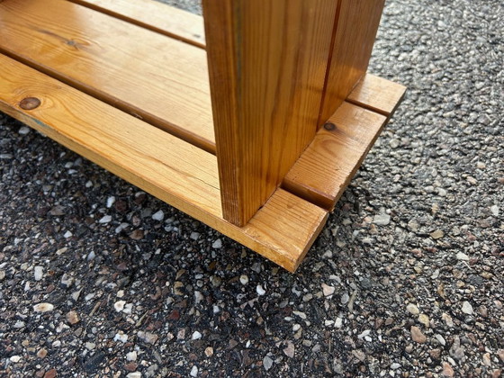 Image 1 of Mensola brutalista in pino, anni '70