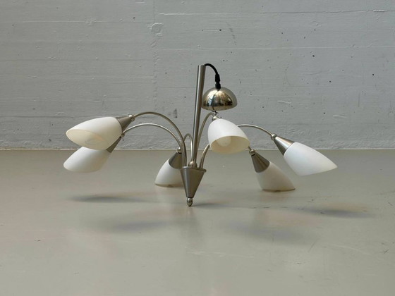 Vintage Kroonluchter met zes tulpvormige glazen kappen, jaren 60 – Glass (photo 8 of 11)