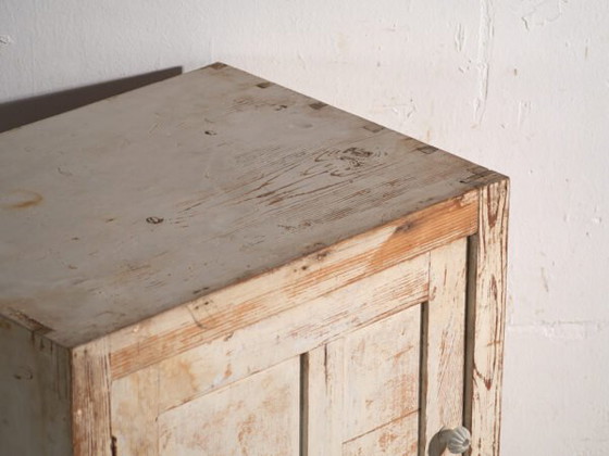 Armoire ancienne en bois de pin – Europe Centrale, circa 1900 – Armoires de rangement, Porcelain, Iron (photo 18 of 40)