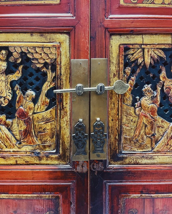 Image 1 of Armario de madera chino antiguo