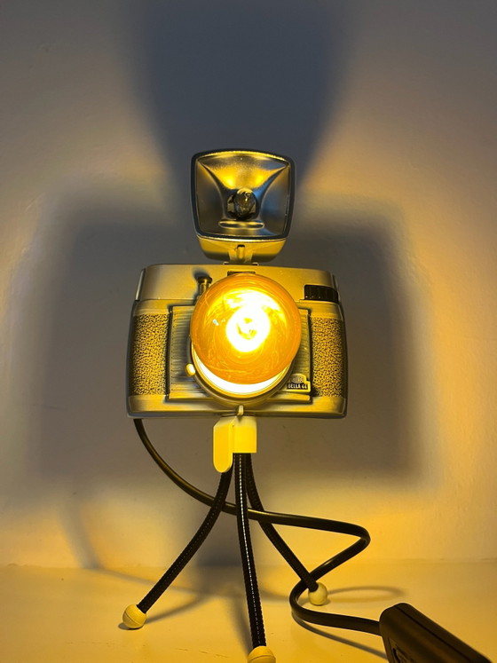 Design lamp van vintage camera – Bilora, Tafellampen, Metaal, Kunststof (photo 5 of 13)