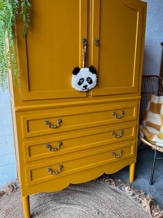 Armoire vintage ancienne, armoire pour chambre d'enfant, armoire pour fille – Buffets, Wood (photo 10 of 20)
