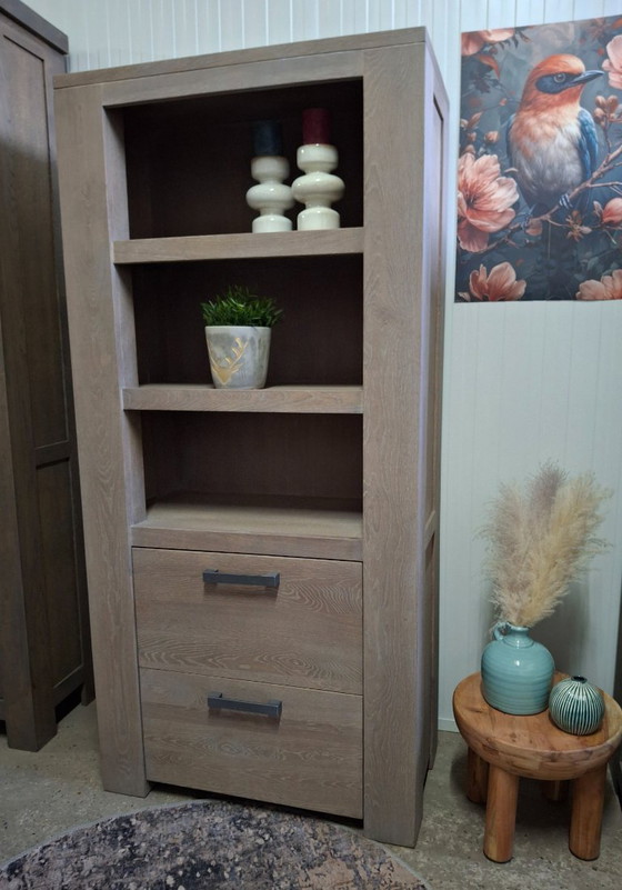 Image 1 of Robuuste eikenhouten boekenkast/opbergkast, nieuw