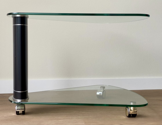 Image 1 of Stressless (Ekornes) Beistelltisch aus Glas auf Rollen