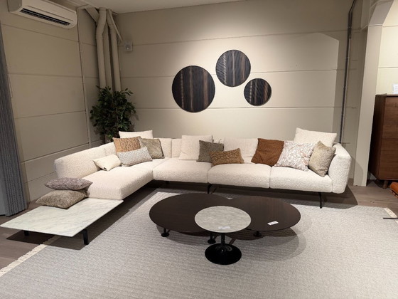 Image 1 of Knoll - Avio Sofa