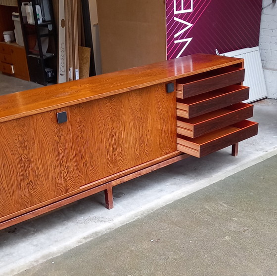 Image 1 of Vintage Alfred Hendrickx Dressoir Voor Belform Model 440 In Palissander 1960'S