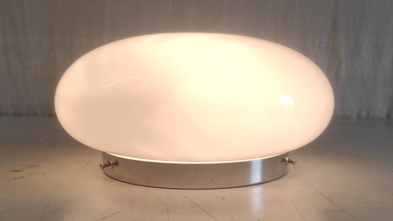 Image 1 of Lampada da soffitto o da parete con globo in vetro opalino - metà del XX secolo