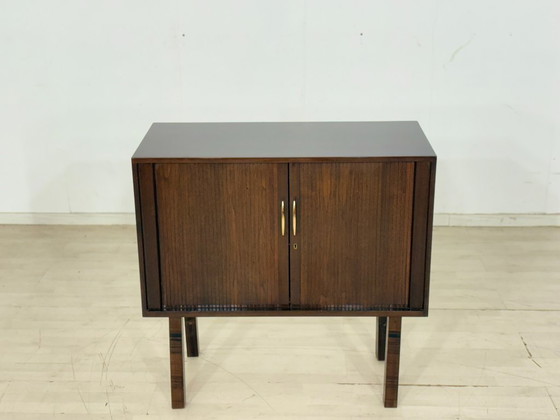 Image 1 of Vintage ladekast / dressoir uit het midden van de 20e eeuw – jaren 60