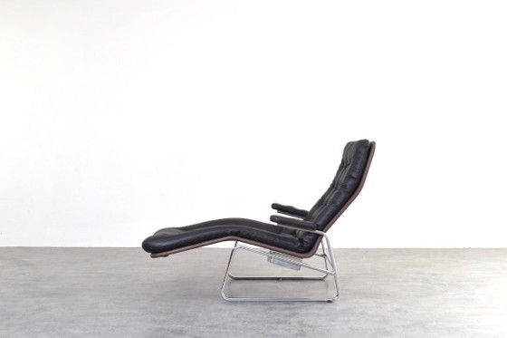 Chaise longue modelo Fenix ​​de piel y cromo de Bauhaus, diseñada por Sam Larsson para Dux. – Leather, Metal (photo 6 of 16)