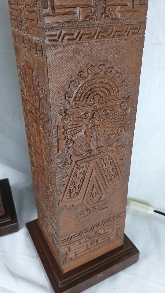 Image 1 of Paire Lampes Angel L. Pazmino Totem en Cuir Vintage Motifs Aztéque Inca ou Maya