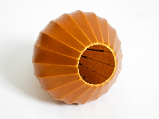 Image 1 of Sehr seltene, wunderschöne Mid-Century-Modern-Tischleuchte „Tripod Cocoon“.