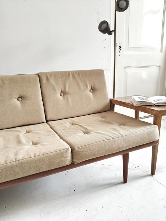 Image 1 of Dagbed Peter Hvidt & Orla Mølgaard-Nielsen