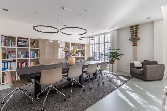 Image 1 of 9x sedie da conferenza Arper Catifa in pelle. 6 beige chiaro, 3 beige