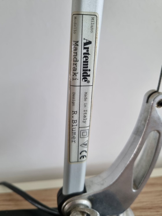 Image 1 of Lampada da tavolo Artemide Mandraki design Riccardo Blumer