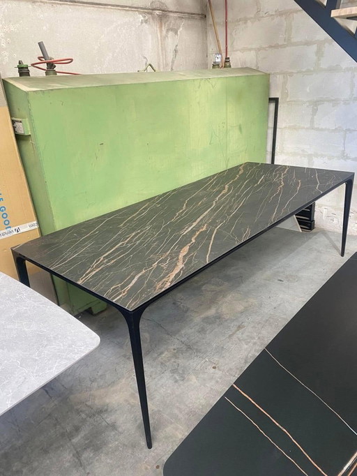 Rectangular ceramic table