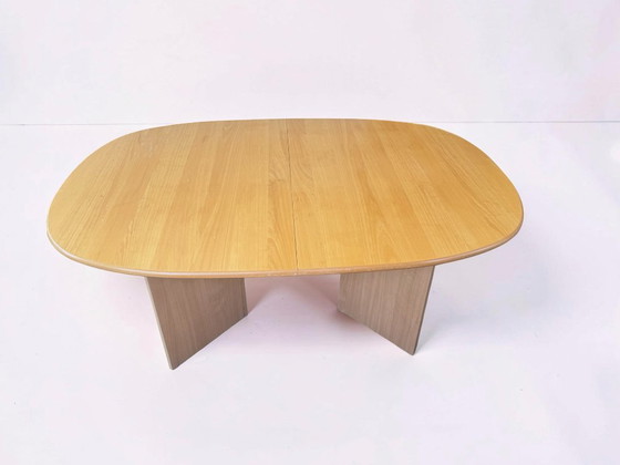 Image 1 of Table de salle à manger extensible vintage danoise en bois massif clair