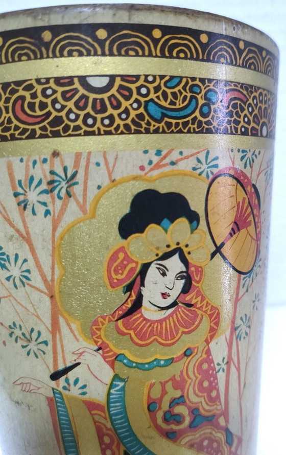 Image 1 of Portapinceles decorado al estilo japonés, mediados del siglo XX.